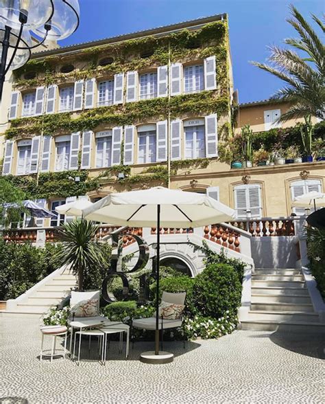 dior cafe saint tropez|dior des lices reservations.